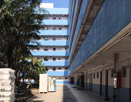 深圳廠(chǎng)區(qū)上下鋪鐵床到位！