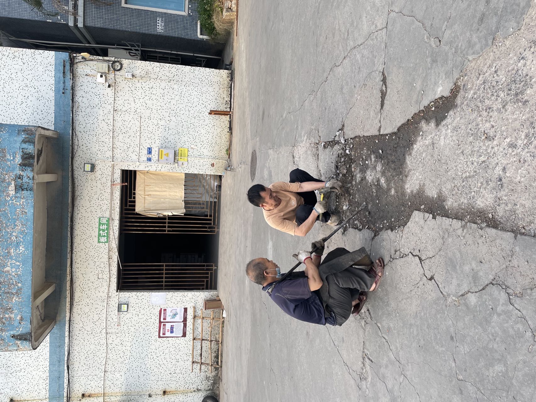 上下鋪鐵床廠家淡季整頓修理中！